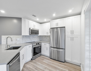 273 Nw 36th Avenue - Photo Thumbnail 9