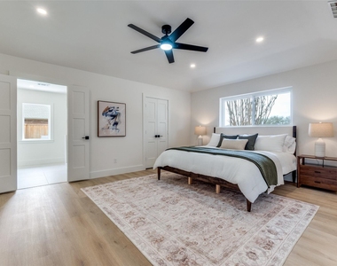 9406 Arborhill Drive - Photo Thumbnail 7