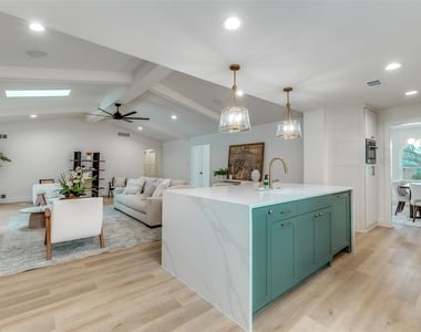 9406 Arborhill Drive - Photo Thumbnail 19