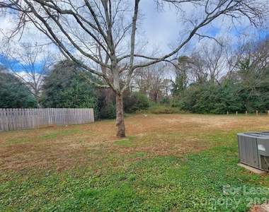 315 Hamilton Drive - Photo Thumbnail 21