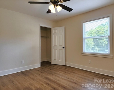 315 Hamilton Drive - Photo Thumbnail 14