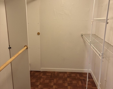7106 Golf Colony Court - Photo Thumbnail 17