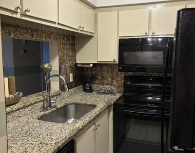 7106 Golf Colony Court - Photo Thumbnail 7