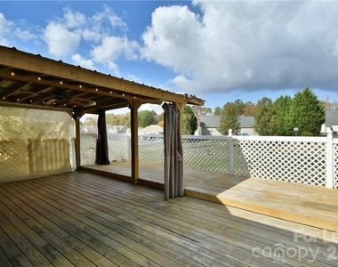 603 Lexington Drive - Photo Thumbnail 20