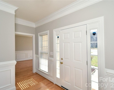 603 Lexington Drive - Photo Thumbnail 1