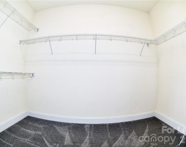 603 Lexington Drive - Photo Thumbnail 7