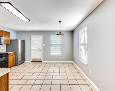 1409 Ash Street - Photo Thumbnail 12