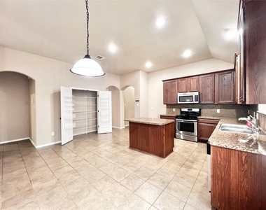 5204 Bear Valley Drive - Photo Thumbnail 10