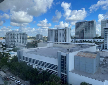 209 N Fort Lauderdale Beach Boulevard - Photo Thumbnail 1