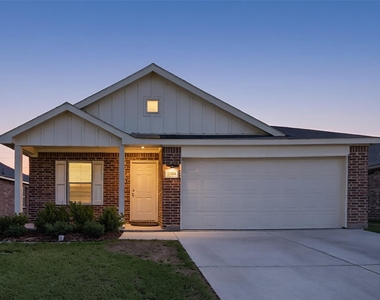 1380 Beach Drive - Photo Thumbnail 1