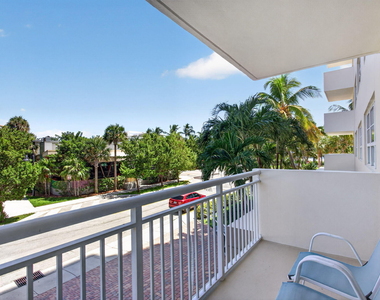 133 N Pompano Beach Boulevard - Photo Thumbnail 11