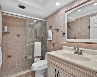 133 N Pompano Beach Boulevard - Photo Thumbnail 16