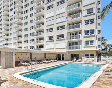 133 N Pompano Beach Boulevard - Photo Thumbnail 28