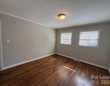 4709 Morgan Street - Photo Thumbnail 9