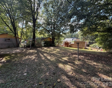 4709 Morgan Street - Photo Thumbnail 16
