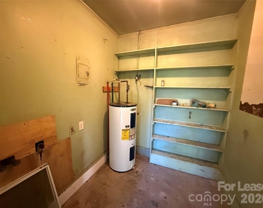 4709 Morgan Street - Photo Thumbnail 15