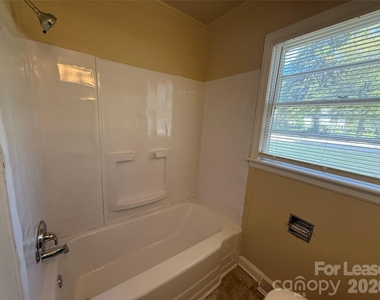 4709 Morgan Street - Photo Thumbnail 12