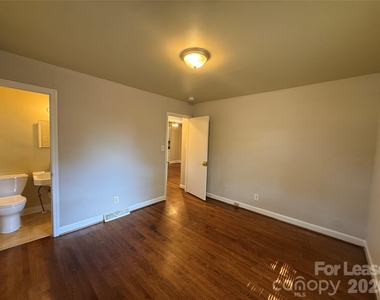 4709 Morgan Street - Photo Thumbnail 7