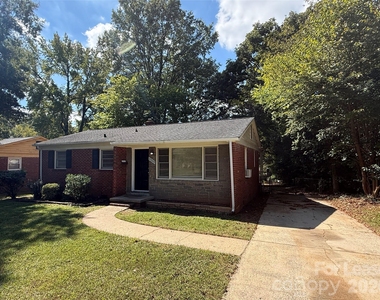 4709 Morgan Street - Photo Thumbnail 1