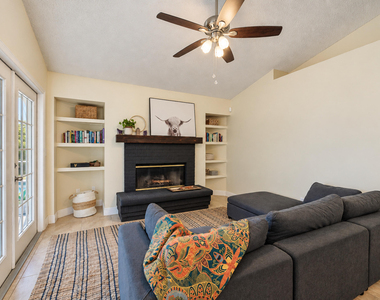 103 Sw Pilsner Circle - Photo Thumbnail 8