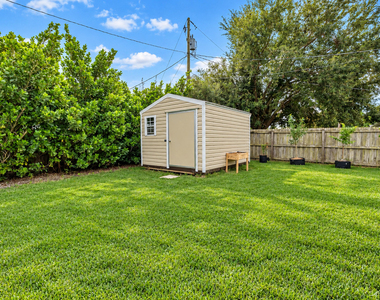 103 Sw Pilsner Circle - Photo Thumbnail 26