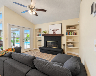 103 Sw Pilsner Circle - Photo Thumbnail 9