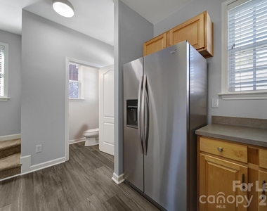 635 Old Meeting Way - Photo Thumbnail 11