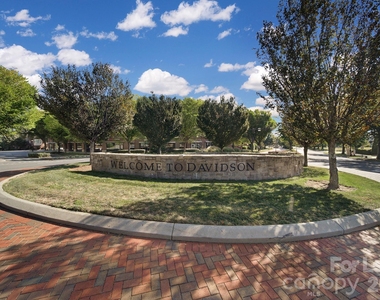 635 Old Meeting Way - Photo Thumbnail 25