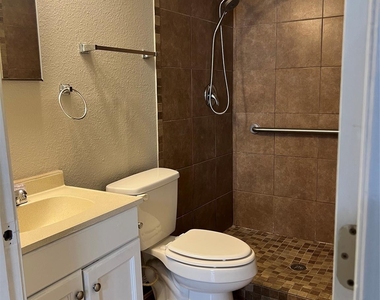 3272 Tesoro Loop - Photo Thumbnail 11