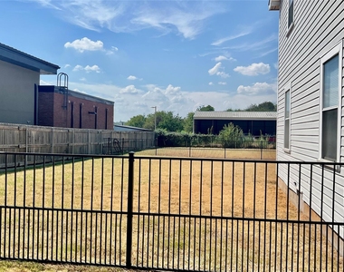 115 N Denton Street - Photo Thumbnail 1