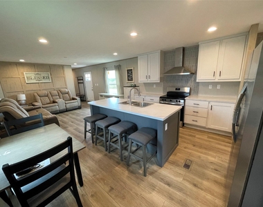 131 Vista Drive - Photo Thumbnail 9