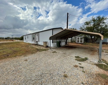 131 Vista Drive - Photo Thumbnail 2