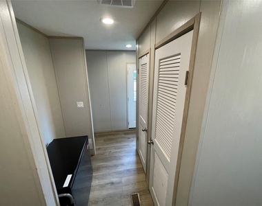 131 Vista Drive - Photo Thumbnail 22