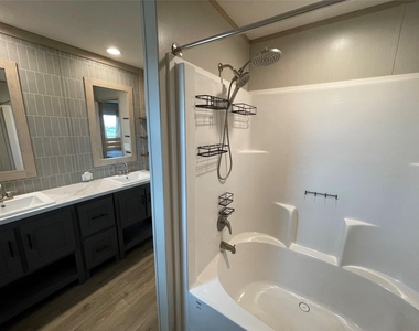 131 Vista Drive - Photo Thumbnail 25