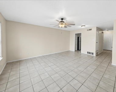 1006 Bland Drive - Photo Thumbnail 8