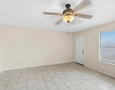 1006 Bland Drive - Photo Thumbnail 9