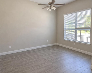 10631 Anna Island Drive - Photo Thumbnail 3