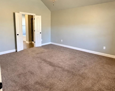 3738 Bettes Lane - Photo Thumbnail 22