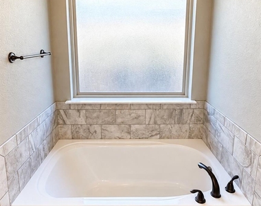 3738 Bettes Lane - Photo Thumbnail 26