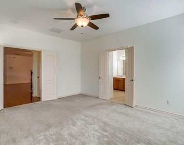 1300 Ocotillo Lane - Photo Thumbnail 18