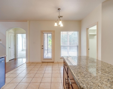 1300 Ocotillo Lane - Photo Thumbnail 15