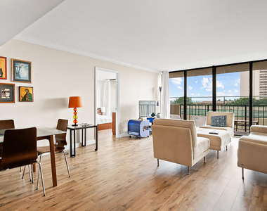 5600 N Flagler Drive - Photo Thumbnail 3