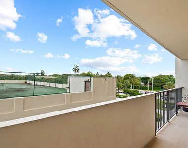 5600 N Flagler Drive - Photo Thumbnail 11