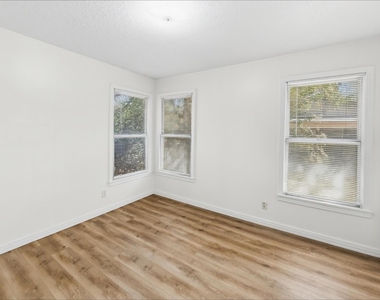 5025 Catalpa Street - Photo Thumbnail 13