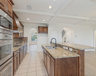1100 Brendan Drive - Photo Thumbnail 18