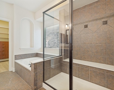 1100 Brendan Drive - Photo Thumbnail 22