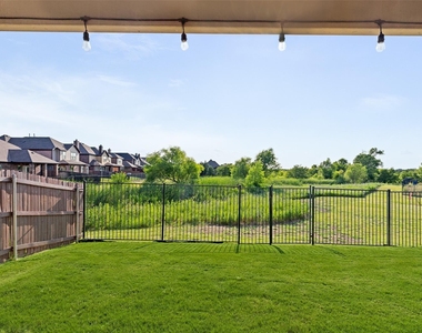 1100 Brendan Drive - Photo Thumbnail 35
