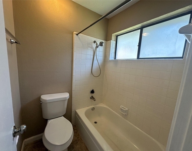 4045 Cavalry Drive - Photo Thumbnail 30