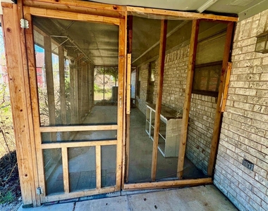 301 Garner Road - Photo Thumbnail 8