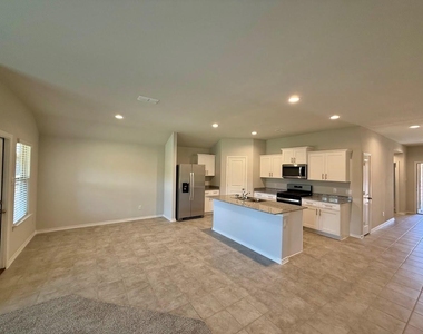 521 W Bronze Circle - Photo Thumbnail 14